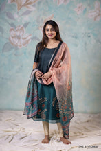 Load image into Gallery viewer, ANIKA KURTI with DUPATTA - GREEN