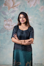 Load image into Gallery viewer, ANIKA KURTI with DUPATTA - GREEN