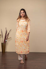 Load image into Gallery viewer, Paisley Print - KURTI ONLY