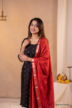 Load image into Gallery viewer, NOOR - BLACK SET with DUPATTA