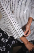 Load image into Gallery viewer, Aine - Black Set