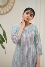 Load image into Gallery viewer, SHYLA