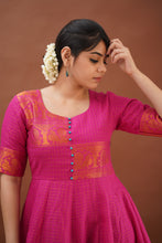 Load image into Gallery viewer, SUNGUDI - RANI