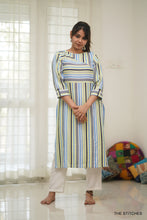 Load image into Gallery viewer, JANVI KURTI