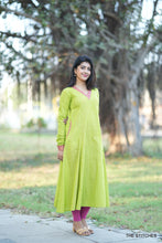 Load image into Gallery viewer, MANGALAGIRI - GREEN