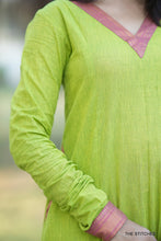 Load image into Gallery viewer, MANGALAGIRI - GREEN