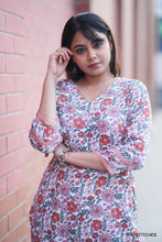 Load image into Gallery viewer, Peach Floral SET (M, XL, 3XL Available)