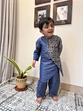 Load image into Gallery viewer, BATIK BOYS - BLUE TANG