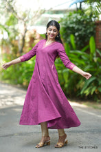 Load image into Gallery viewer, MANGALAGIRI - MAGENTA