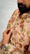 Load image into Gallery viewer, Arsh - Beige Kalamkari