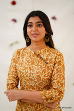 Load image into Gallery viewer, BATIK - MUSTARD