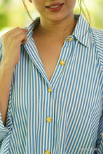 Load image into Gallery viewer, BAT SHIRT - BLUE