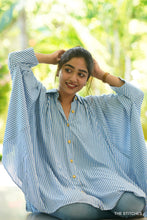 Load image into Gallery viewer, BAT SHIRT - BLUE