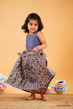 Load image into Gallery viewer, BATIK MINI - BLUE TANG