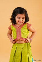Load image into Gallery viewer, NAINI - GREEN SKIRT SET