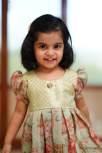 Load image into Gallery viewer, SHINY - PEACH GREEN FROCK