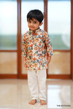 Load image into Gallery viewer, AVI KURTA ONLY