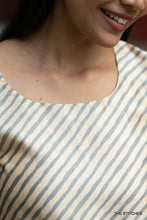 Load image into Gallery viewer, PATOLA - BLUE KURTI ONLY (S, M Available)