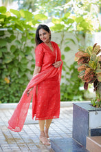 Load image into Gallery viewer, LYRA KURTI with DUPATTA - RED
