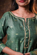Load image into Gallery viewer, LYRA KURTI with DUPATTA - GREEN