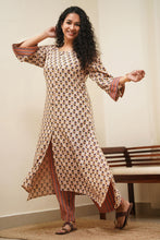 Load image into Gallery viewer, EESHA