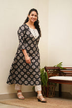 Load image into Gallery viewer, MYRA