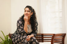 Load image into Gallery viewer, MYRA