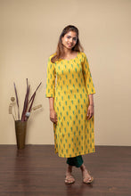 Load image into Gallery viewer, Yellow Ikat Set
