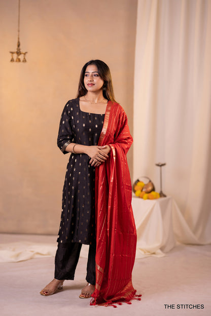 NOOR - BLACK SET with DUPATTA