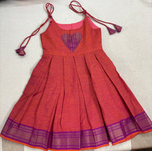 Load image into Gallery viewer, MANGALAGIRI FROCK - PEACH
