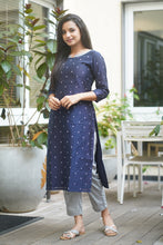 Load image into Gallery viewer, Ragini - Navy Blue
