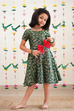 Load image into Gallery viewer, Zeenath Frock
