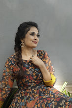 Load image into Gallery viewer, Aarohi
